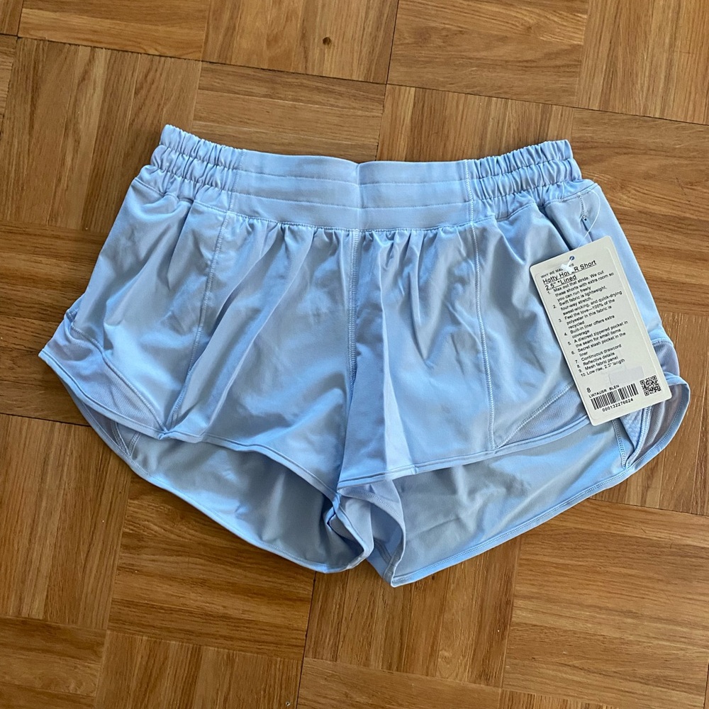 Lululemon hotty hot shorts size 8